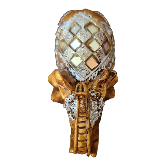 Small Indian Elephant Golden Resin Feng Shui Lucky Boho Figurine 2.5" Marked #4 - Picture 3 of 11